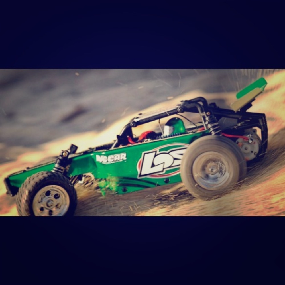 Team losi desert buggy RTR 1/18 scale